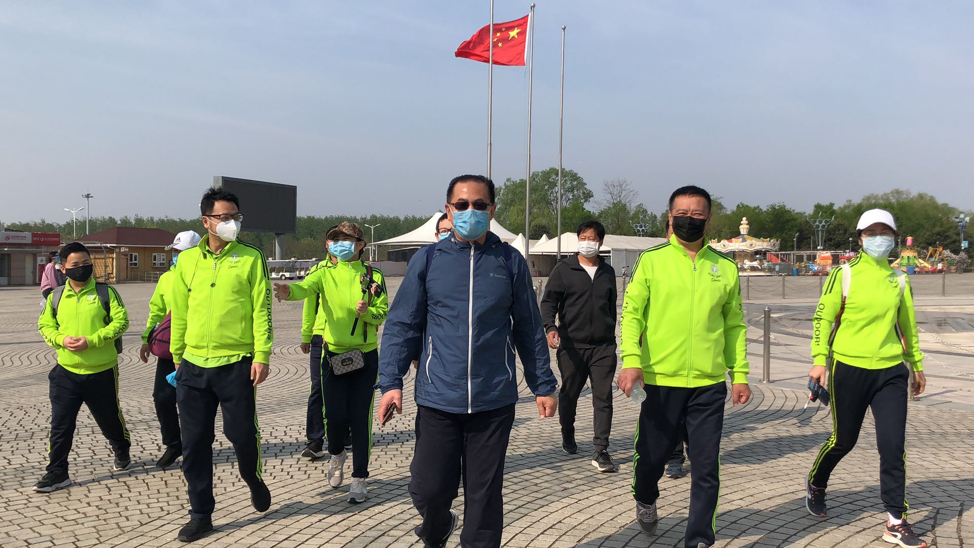 沐浴春光，奔向明天！ | 北京树宏心源教育，首届“拥抱春天”主题游园活动!